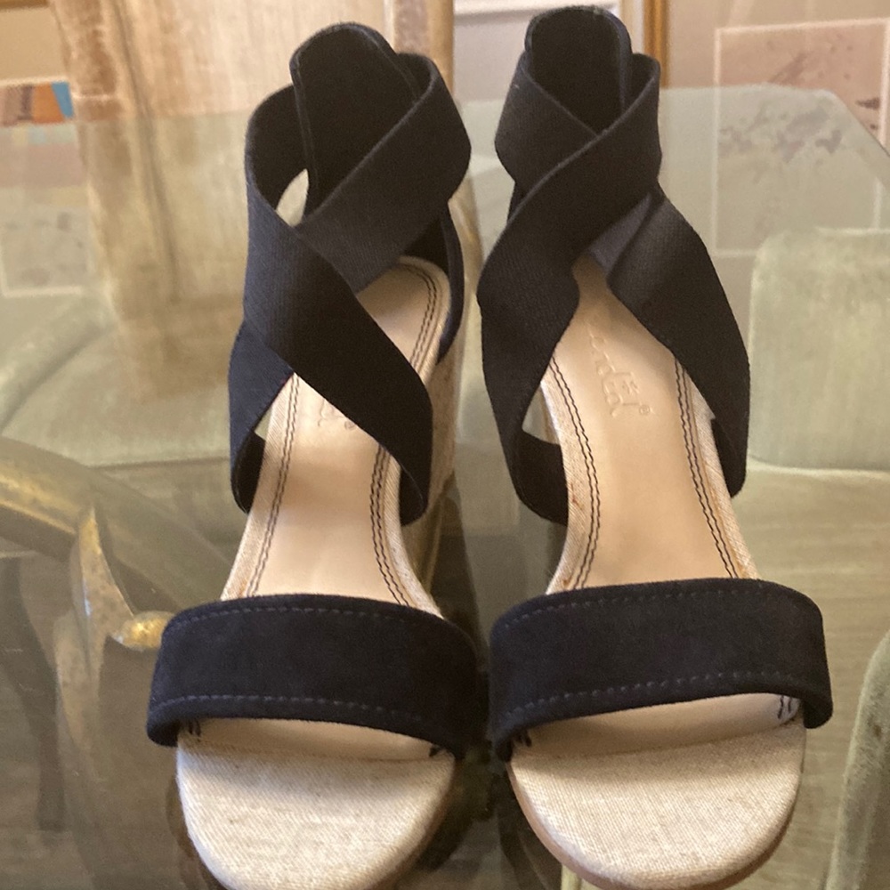 Size 10 wedge heel sandals
